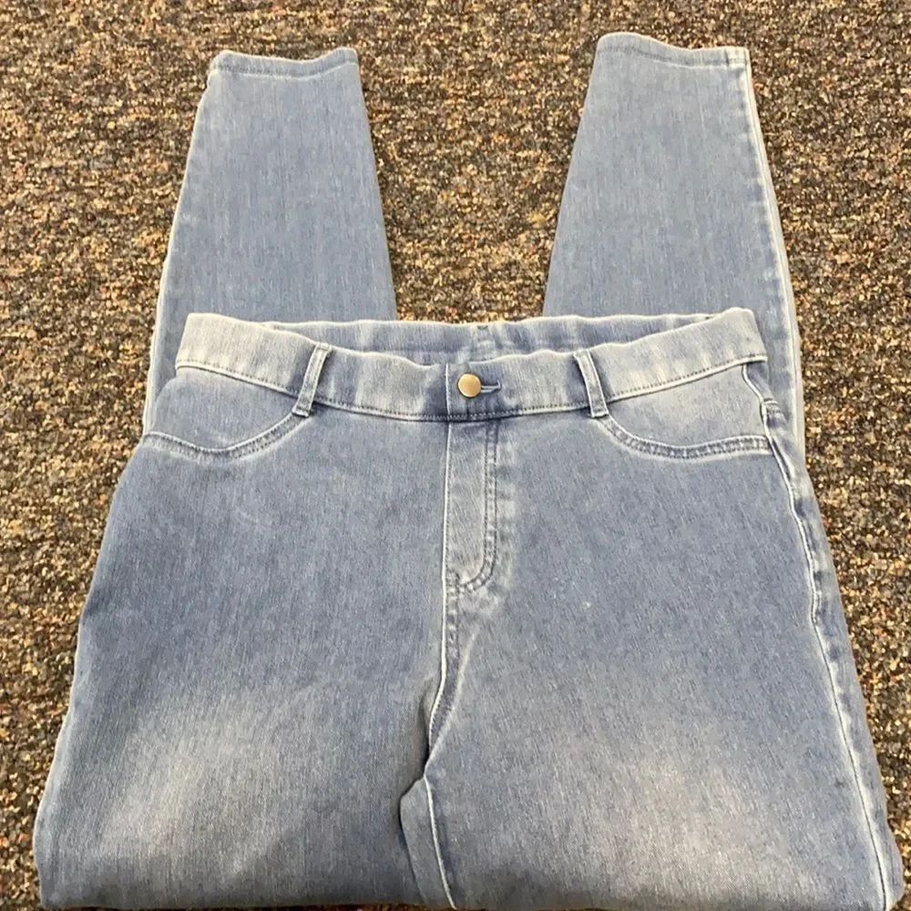 Time & Tru Skinny High Rise Jeans sz. M